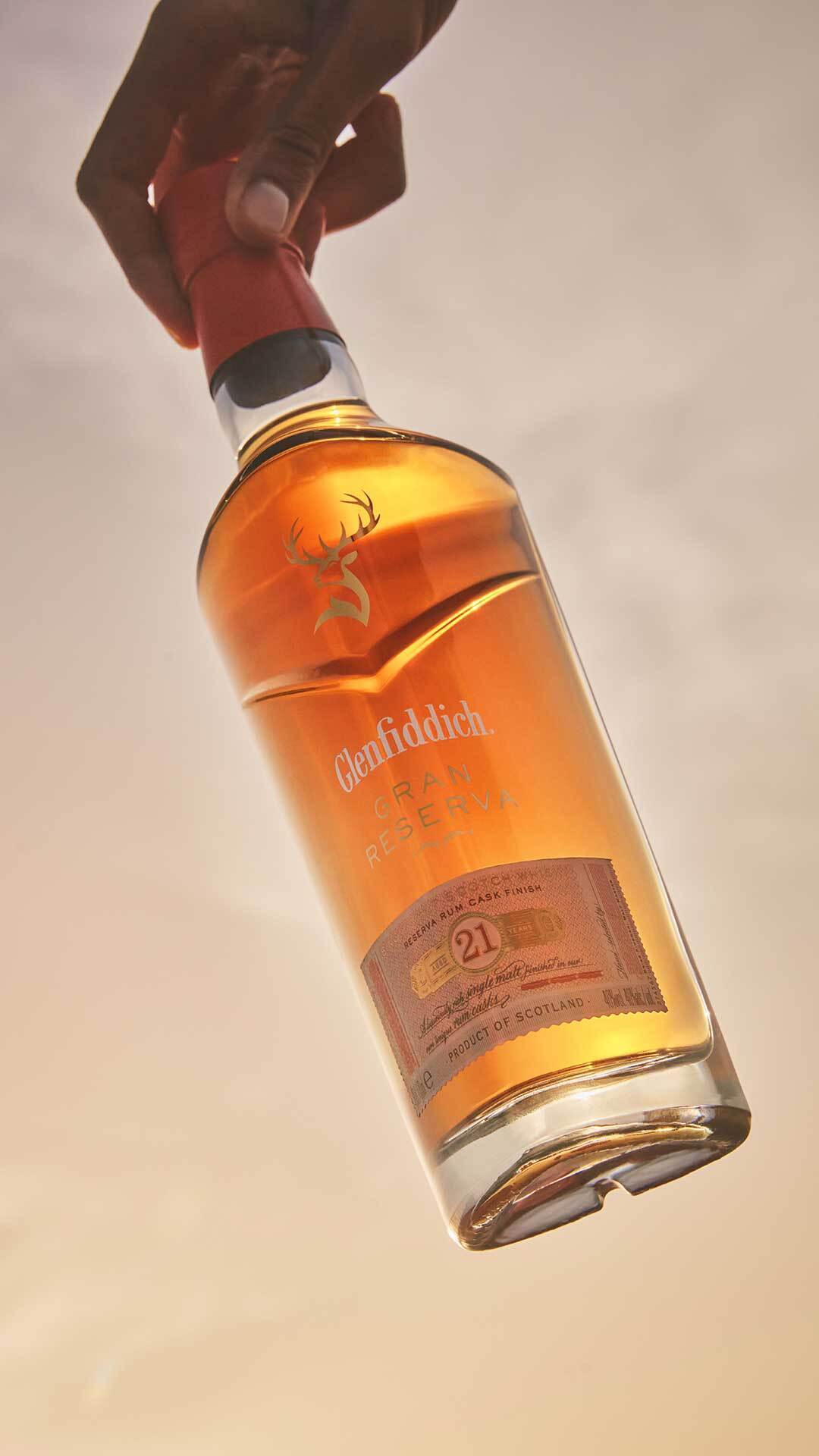 Glenfiddich 21 Year Old Gran Reserva Whisky bottle