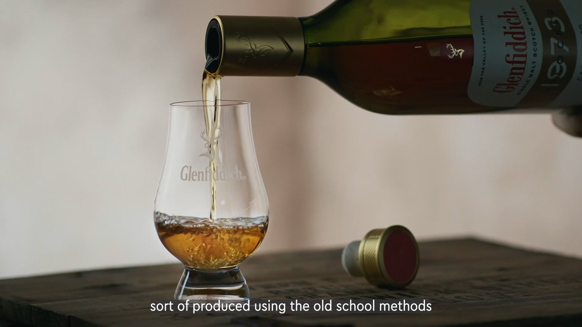 Glenfiddich pouring into a glass